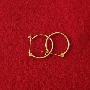 VTG ZZ Solid 585/14k Yellow Gold Petite Dainty Hoop Earrings   Approx 15mmD 0.4g